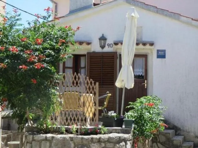 Zora Holiday Home - Two Bedroom Holiday Home With Terrace Beli