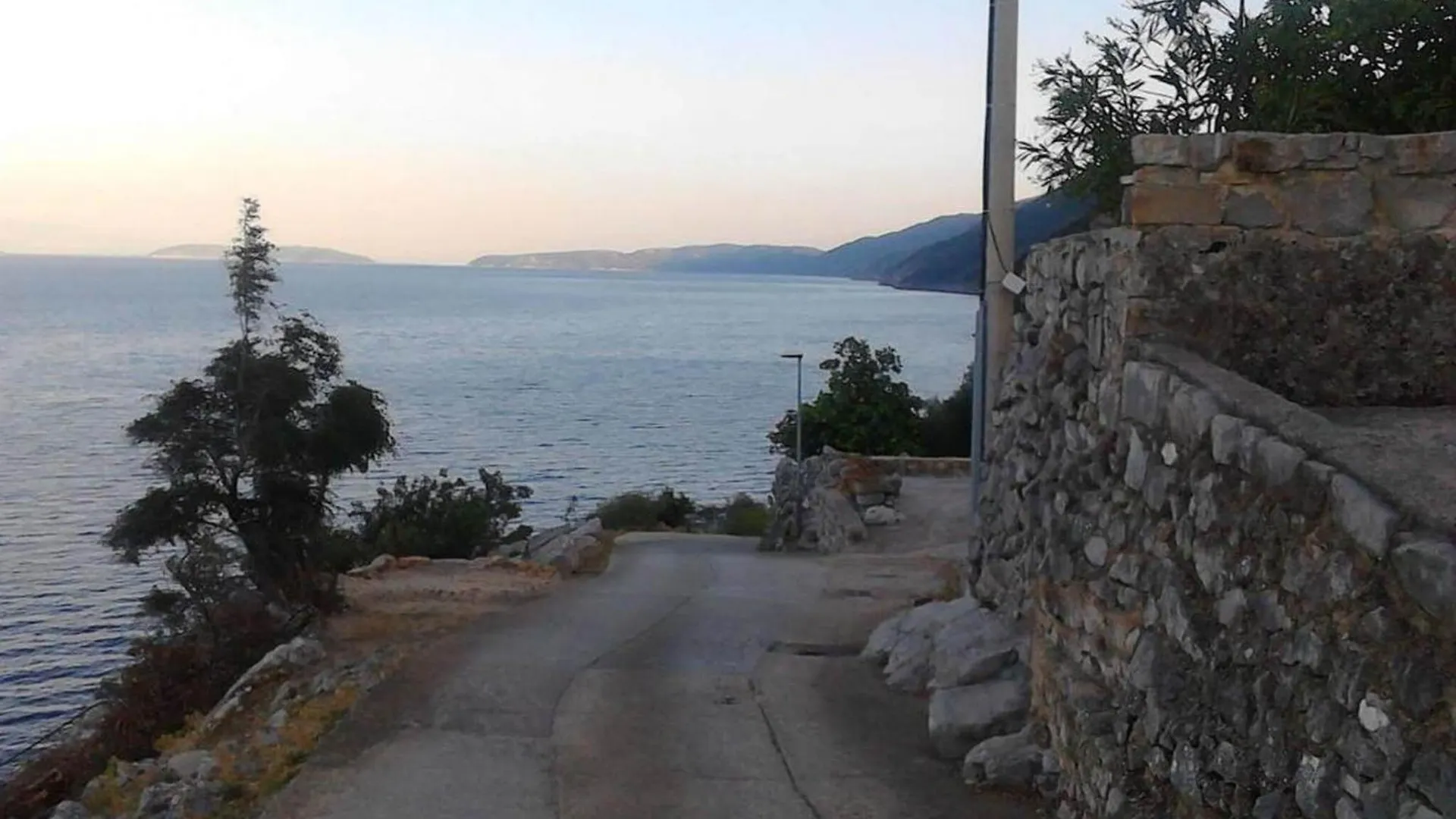 Zora Holiday Home - Two Bedroom Holiday Home With Terrace Beli